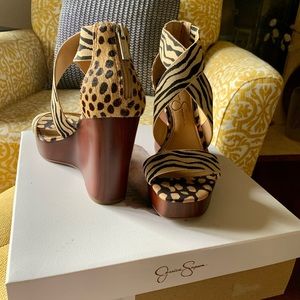 Jessica Simpson Wedges